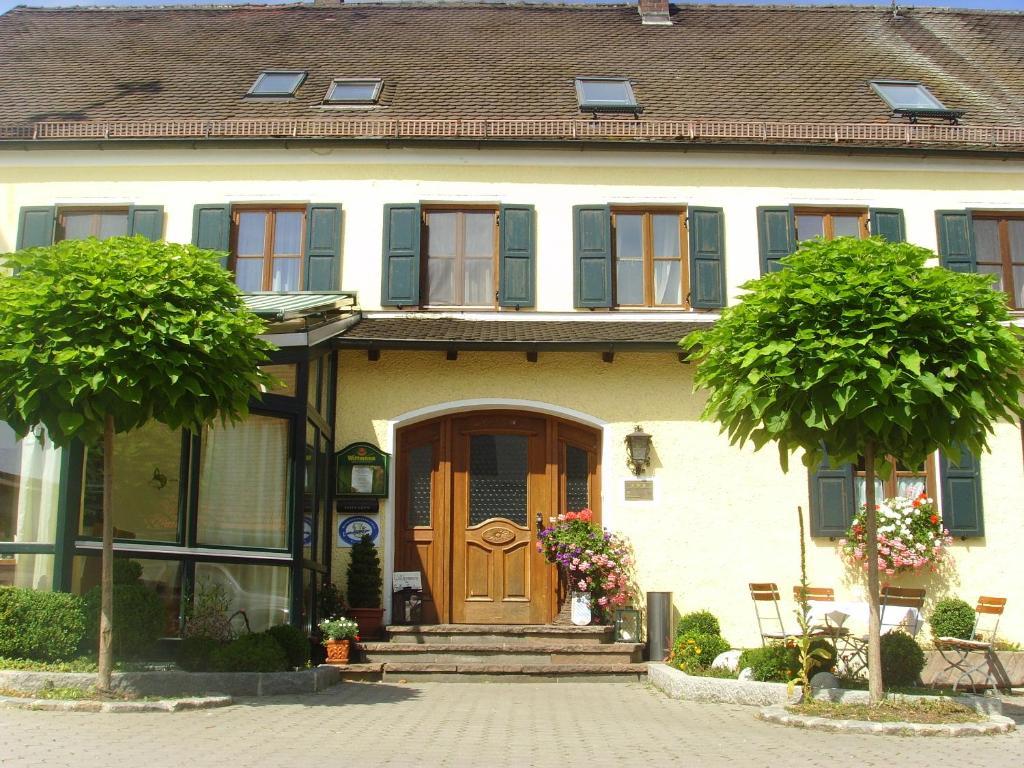 Forstnerwirt | Stubn | Biergarten Hotel 3*