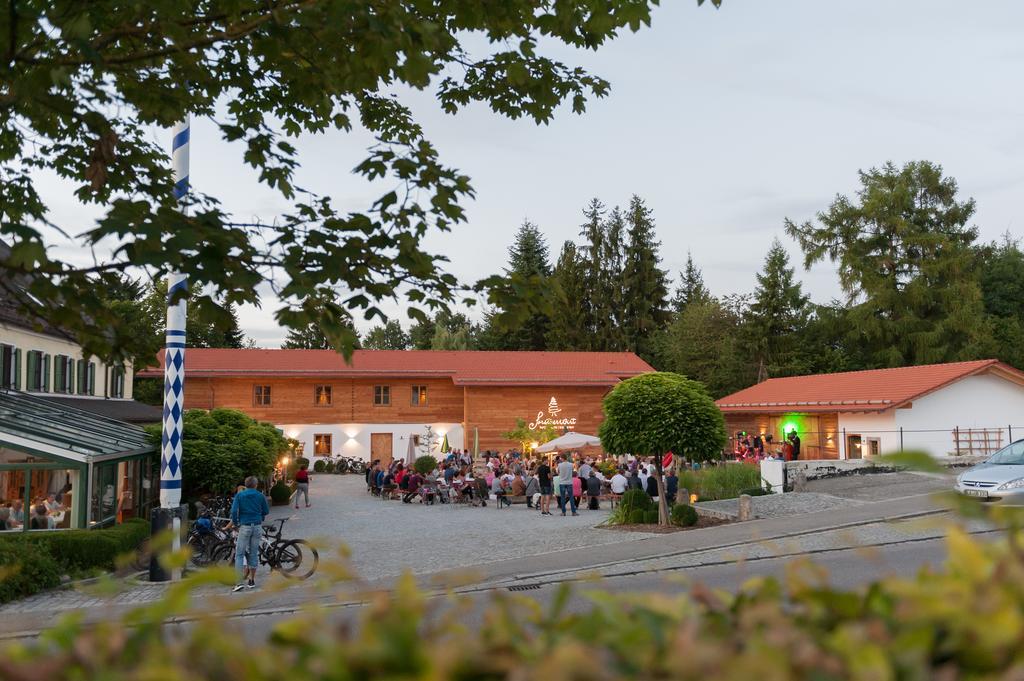 Forstnerwirt | Stubn | Biergarten Rottenburg an der Laaber